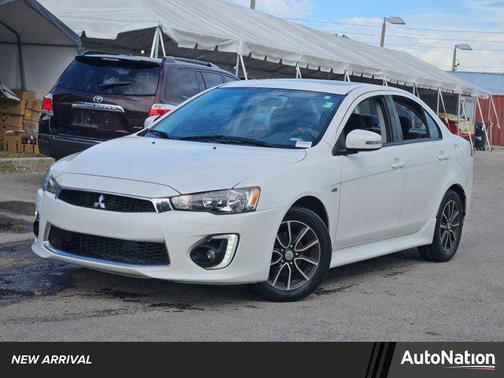 2017 Mitsubishi Lancer ES