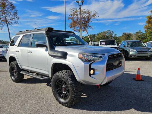 2020 Toyota 4Runner SR5