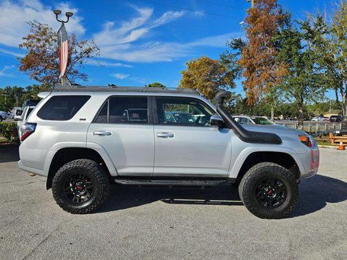 2020 Toyota 4Runner SR5
