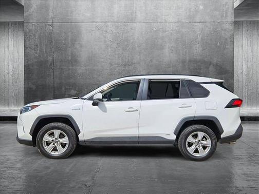 2020 Toyota RAV4 Hybrid XLE