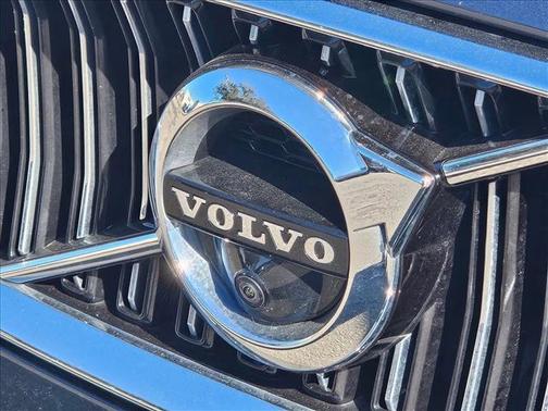 2022 Volvo S60 Recharge Plug-In Hybrid T8 Inscription