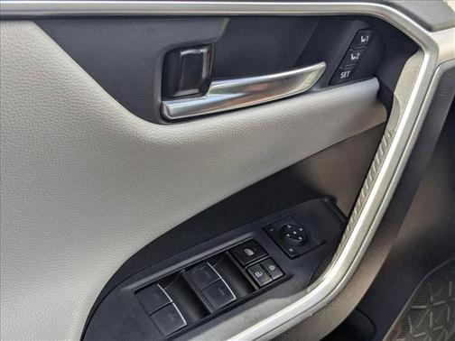 2022 Toyota RAV4 Limited