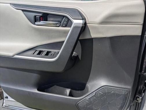 2022 Toyota RAV4 Limited