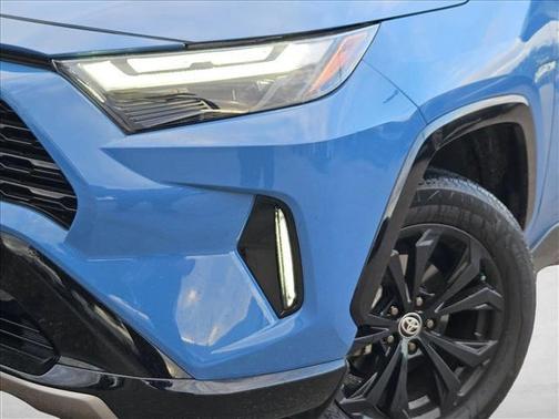 2023 Toyota RAV4 Hybrid SE
