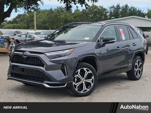 2025 Toyota RAV4 Hybrid SE