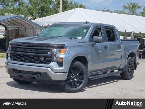 2025 Chevrolet Silverado 1500 Custom