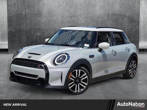2022 MINI Hardtop Cooper S
