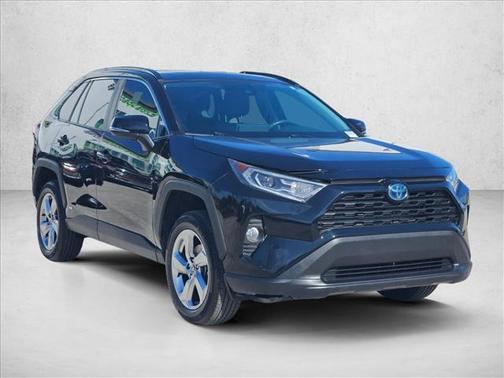 2021 Toyota RAV4 Hybrid XLE Premium