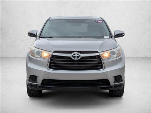 2016 Toyota Highlander LE