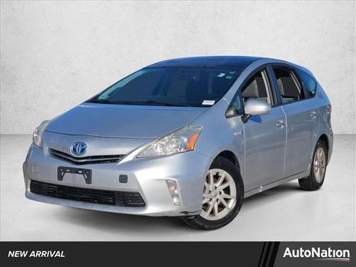 2014 Toyota Prius v Three
