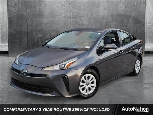 2019 Toyota Prius LE