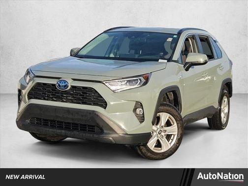 2020 Toyota RAV4 Hybrid XLE