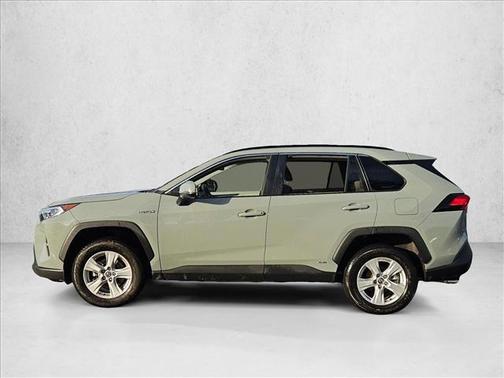 2020 Toyota RAV4 Hybrid XLE