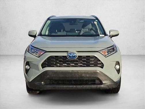 2020 Toyota RAV4 Hybrid XLE