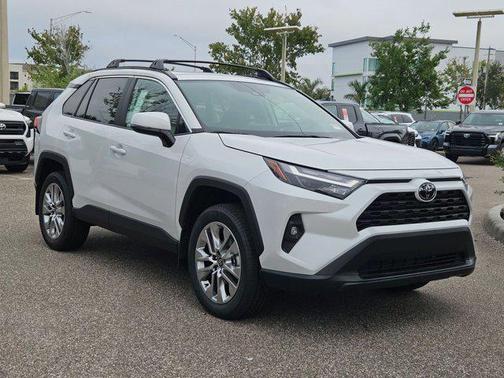 2025 Toyota RAV4 XLE Premium