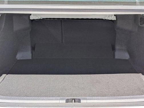 Ice Cap 2026 Toyota Camry SE