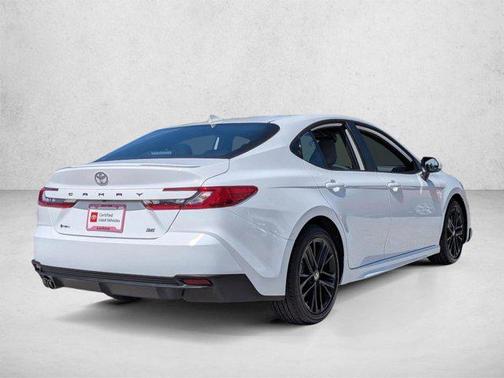 Ice Cap 2026 Toyota Camry SE