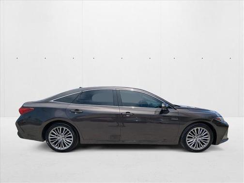 2019 Toyota Avalon Hybrid Limited