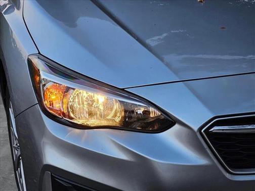 2017 Subaru Impreza 2.0i Premium