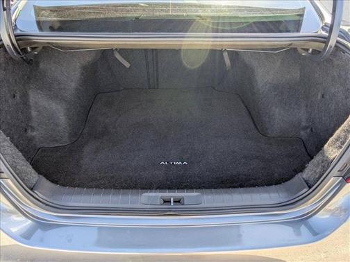 Gun Metallic 2018 Nissan Altima 2.5 SL