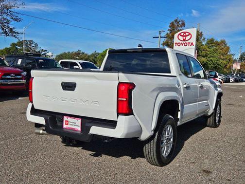 2024 Toyota Tacoma SR5