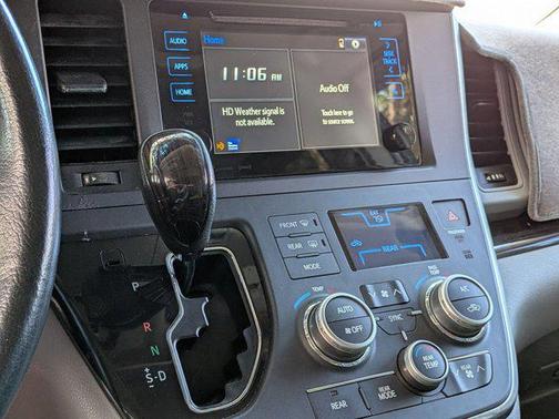 Shoreline Blue Pearl 2016 Toyota Sienna XLE