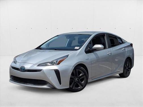 2020 Toyota Prius XLE