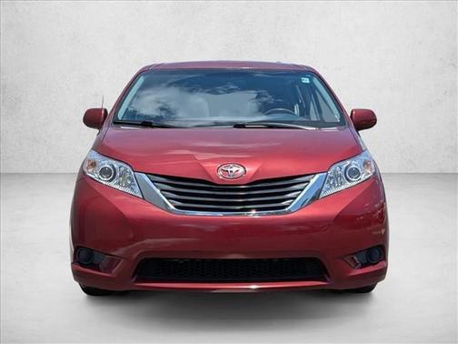 Salsa Red Pearl 2013 Toyota Sienna LE
