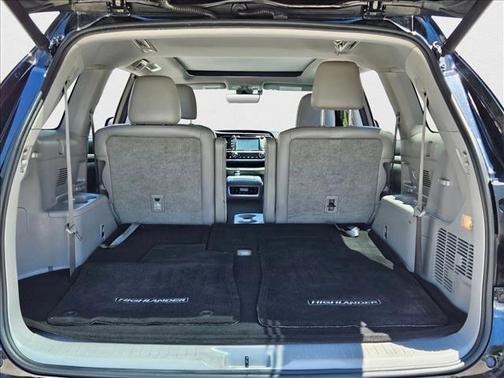 2017 Toyota Highlander Limited Platinum