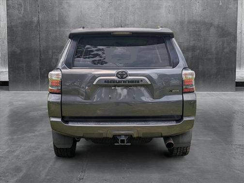 2020 Toyota 4Runner SR5