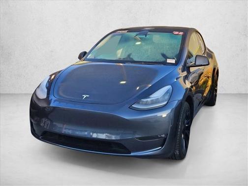 2022 Tesla Model Y Long Range Dual Motor All-Wheel Drive