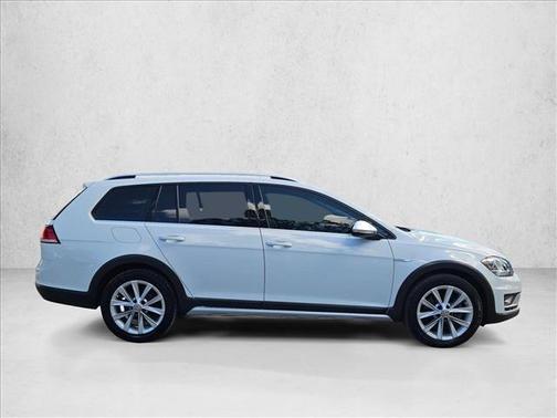 2019 Volkswagen Golf Alltrack TSI S