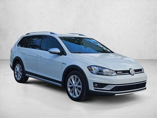 2019 Volkswagen Golf Alltrack TSI S