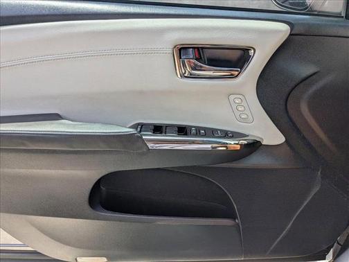 2018 Toyota Avalon XLE Premium