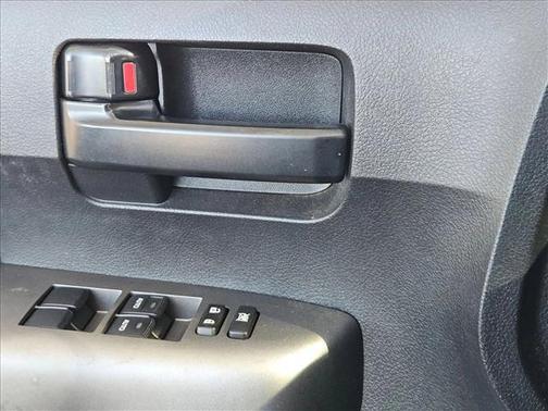 2012 Toyota Sequoia SR5