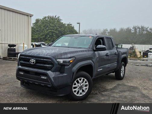 2025 Toyota Tacoma SR5