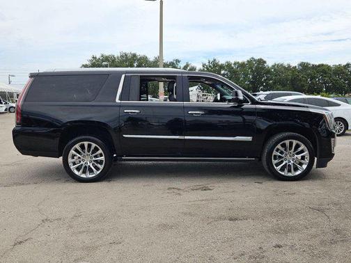 2019 Cadillac Escalade ESV Premium Luxury