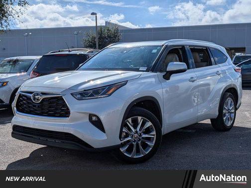 2022 Toyota Highlander Limited