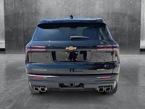 2024 Chevrolet Traverse LS
