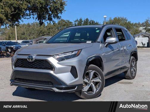 2025 Toyota RAV4 Hybrid SE