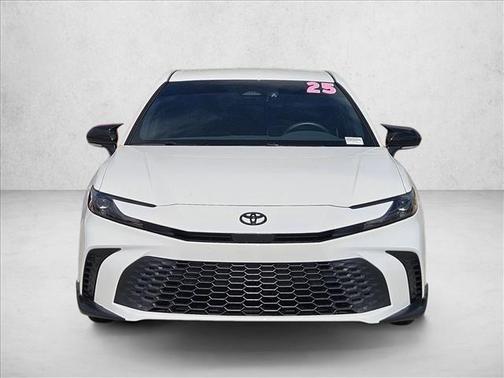 Ice Cap 2025 Toyota Camry SE