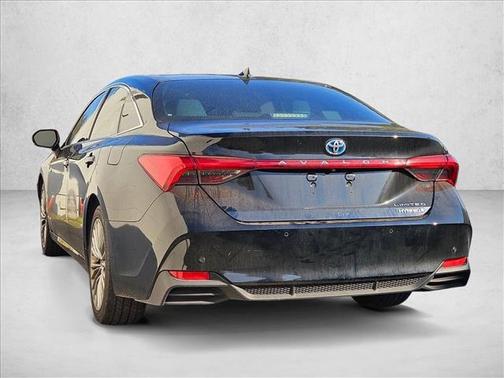 2021 Toyota Avalon Hybrid Limited