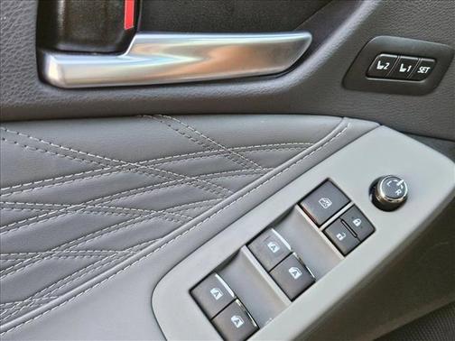 2021 Toyota Avalon Hybrid Limited