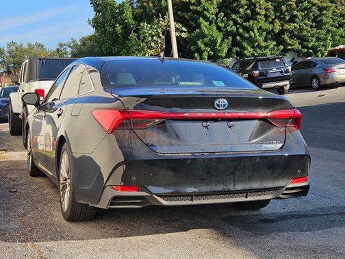 2021 Toyota Avalon Hybrid Limited