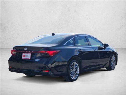 2021 Toyota Avalon Hybrid Limited