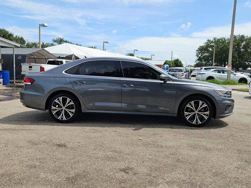 2021 Volkswagen Passat 2.0T SE