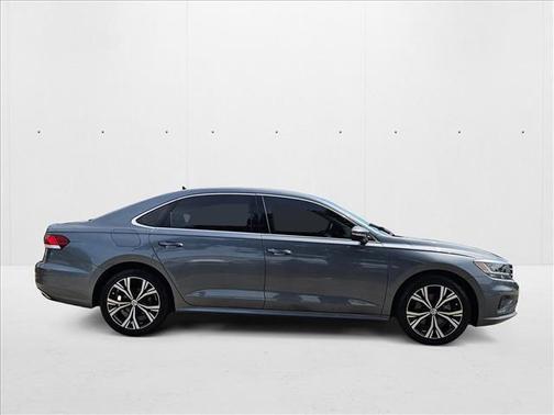 2021 Volkswagen Passat 2.0T SE