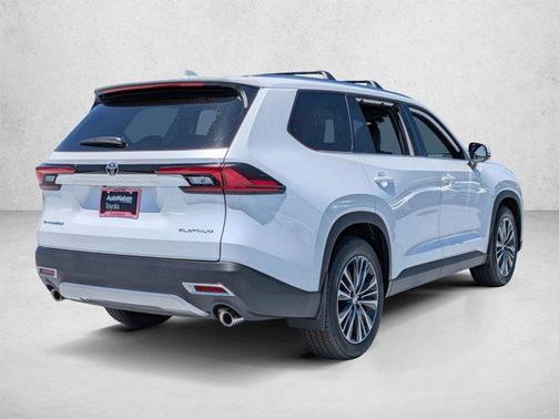 Wind Chill Pearl 2026 Toyota Grand Highlander Hybrid Platinum MAX