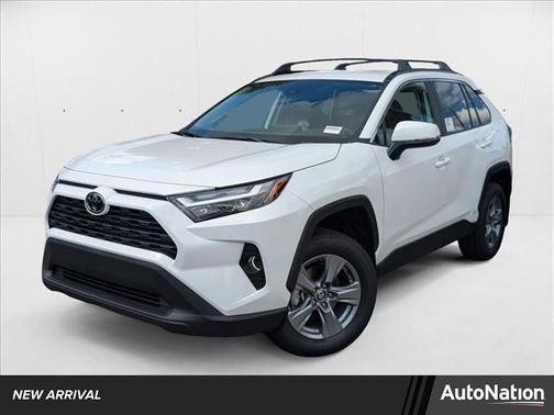 2025 Toyota RAV4 Hybrid XLE