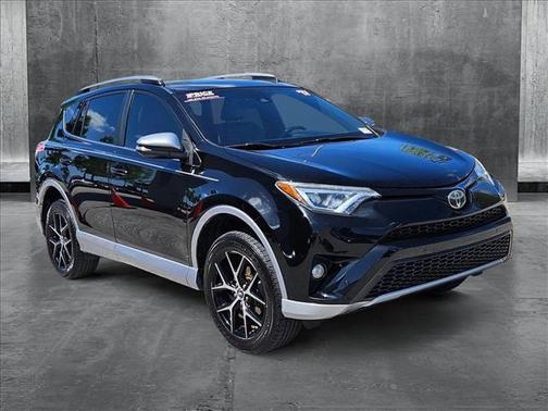 2017 Toyota RAV4 SE